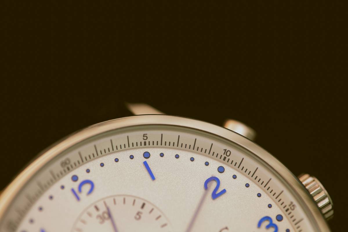 Lightweight Design Tips: Side-by-side comparison of thin titanium watch versus bulky stainless steel model on wrist