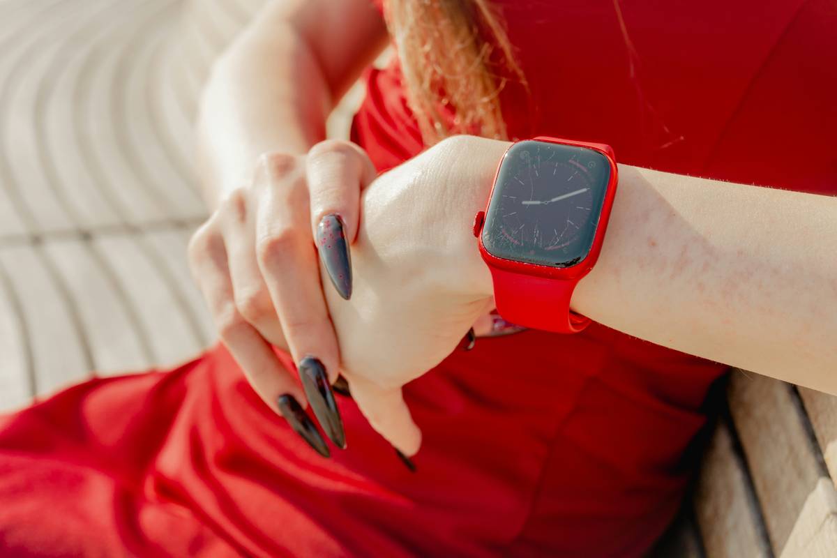 Tech-Infused Fashion Trends: 7 Proven Ways to Avoid Costly Style Mistakes